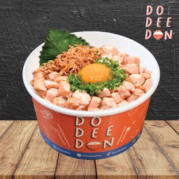 ข้าวหน้าน้องม่อนเบิร์นหั่นเต๋า + ไข่ดองโชยุ