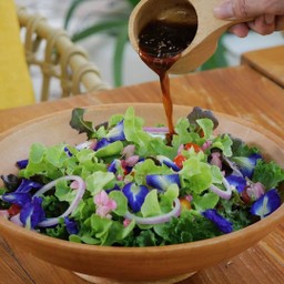 สลัดผักบ้านสะออน