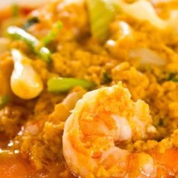กุ้งผัดผงกะหรี่
