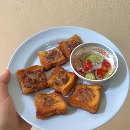 ร้านหนมจีนตีนไก่
