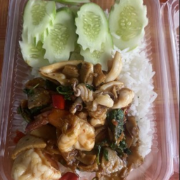ข้าวกะเพราทะเล