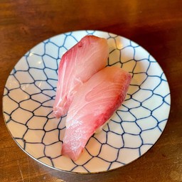 HAMACHI SUSHI