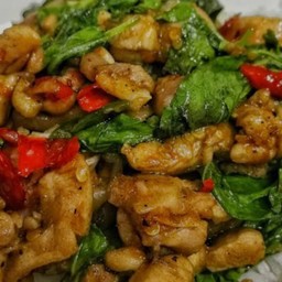 ข้าวกระเพราไก่