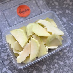 มะม่วงเปรี้ยวหวาน (เขียวมรกต) - กรอบ เนื้อออกแข็งหน่อย