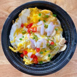 ข้าวไข่ขยี้พริกน้ำปลามะนาวสด