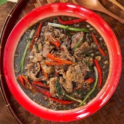 เนื้อโคขุนผัดพริกไทยดำ