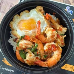 ข้าวกระเพรากุ้ง + ไข่ดาว