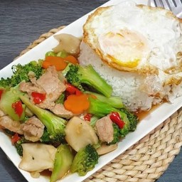 ข้าวผัดผักรวม