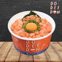 ข้าวหน้าน้องม่อนหั่นเต๋า + ไข่ดอง