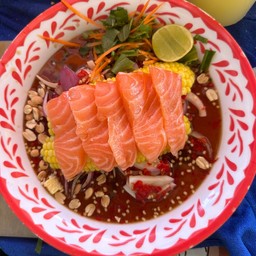 ยำแซลม่อนนรกแตก
