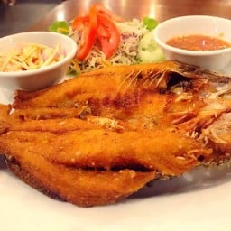 Baywatch Restaurant พัทยาใต้