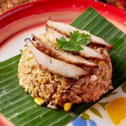 ข้าวผัดคอหมูย่าง