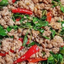 กระเพราหมู