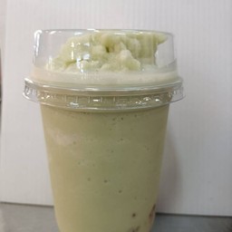 มะพร้าวชาเขียวปั่น