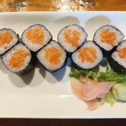SALMON MAKI