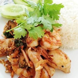 ข้าวทะเลกระเทียม