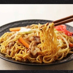 ยากิโซบะหมู