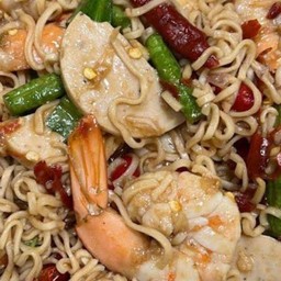 ตำมาม่าทะเลปลาร้า