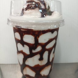 มะพร้าวปั่นนมสดช็อคโกแลต