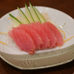 ทูน่าซาชิมิ