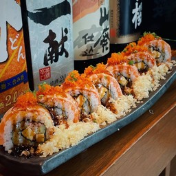 โรลแซลมอนเบิร์น 4 ชิ้น