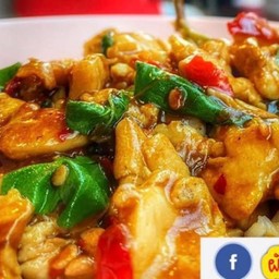 กระเพราไก่