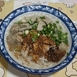 ร้าน คูนลูก จั้บญวนอุบล - Khun Luk Jabb Noodle. สุขุมวิท 93 พึ่งมี 18