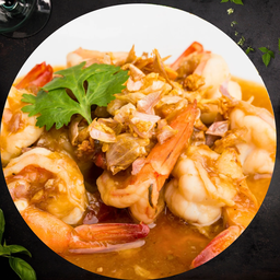กุ้งผัดกระเทียม(shrimp fried with garlic)