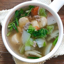 แกงจืดเต้าหู้หมูสับ