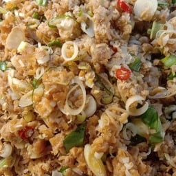 ยำปลาเค็มเจ