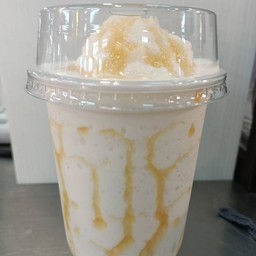 มะพร้าวปั่นนมสดบัตเตอร์สก็อต