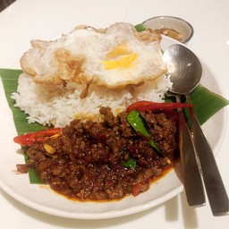 ข้าวราดกระเพราเนื้อไทยวากิว
