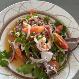 ยำมะเขือยาว