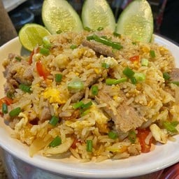 ข้าวผัดหมู