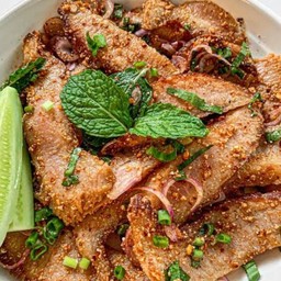 น้ำตกหมู