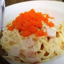 สปาเก็ตตี้คาโบนาร่าแฮมไข่กุ้ง