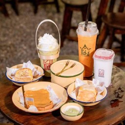 ⭐ โข่งโบราณเมืองเพชร 👍🍞 ปังสี่เกลอ - น้ำชงโบราณรสเข้ม                     กาแฟโบราณ ชาไทย ชานม ชาส สาขาราชภัฏเพชรบุรี