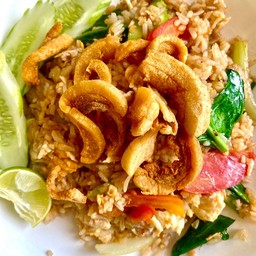 ข้าวผัดโบราณ กากหมู ไม่ฟิน ยินดีคืนเงิน