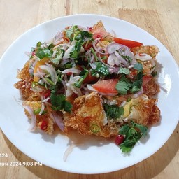 ยำไข่ดาว