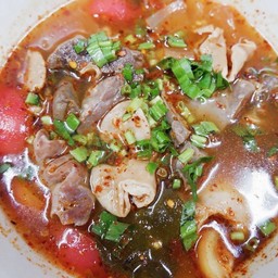 ต้มแซ่บเครื่องในหมู