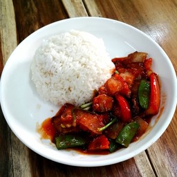 ข้าวเปรี้ยวหวานหมูกรอบ