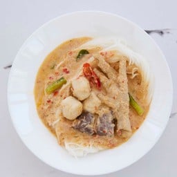 ขนมจีนน้ำยากะทิตีนไก่