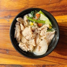 สุกี้-ชาบู ต้มให้ หมูล้วน