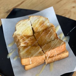 ปังปิ้งเนยนม