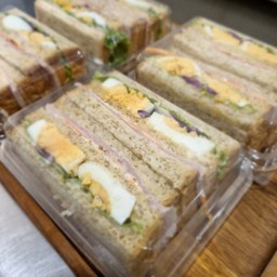 แซนวิส แฮมไข่