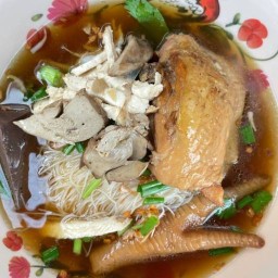 ก๋วยเตี๋ยวไก่ หมูน้ำใส  ถนนศรีอยุธยา ซอย 10
