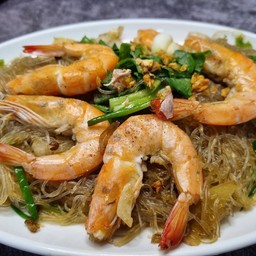 กุ้งอบวุ้นเส้น