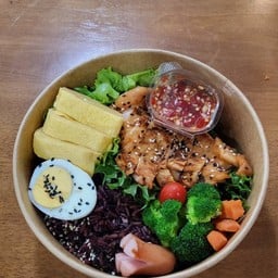 คลีนแซ่บ อาหารคลีน (ข้าวไรซ์ แซนวิช สลัดผัก) สุขุมวิม 64