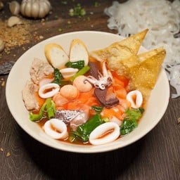 ก๋วยเตี๋ยสต้มยำเย็นตาโฟ