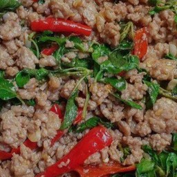 กระเพราหมู